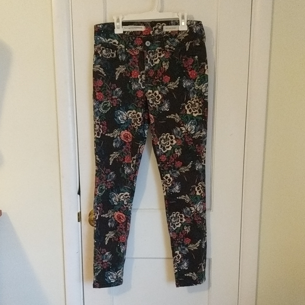 Floral Anthropologie pants